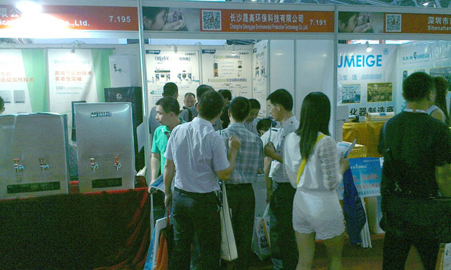  鲜时代净水器亮点 2014上海国际水展开幕